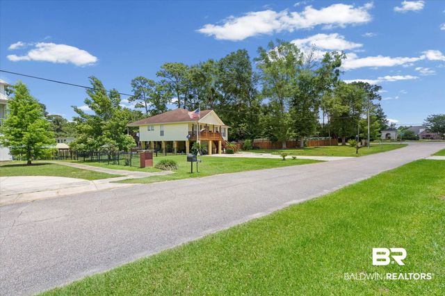 5561 Riverwood Landing, Theodore, AL 36582