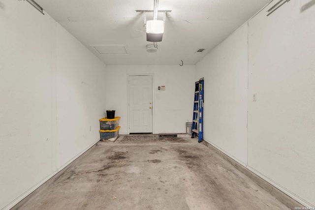 3202 Eisenhauer RD Unit 401, San Antonio, TX 78209