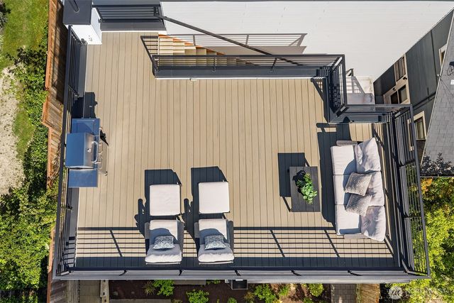 1802 38th Avenue, Seattle, WA 98122