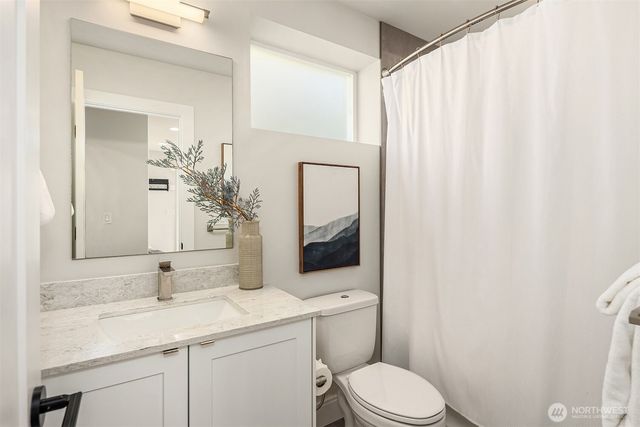 1802 38th Avenue, Seattle, WA 98122