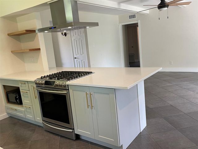 4011 Ebbtide Drive, Houston, TX 77045