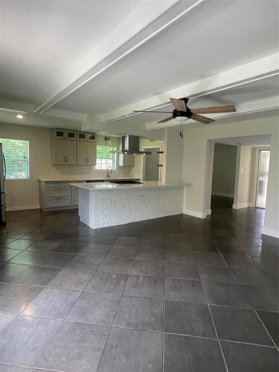 4011 Ebbtide Drive, Houston, TX 77045