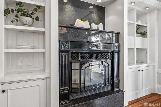 1301 Clay Street 2, San Francisco, CA 94109