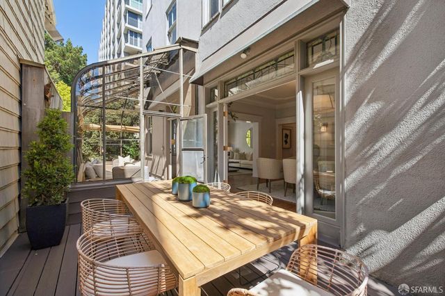 1301 Clay Street 2, San Francisco, CA 94109