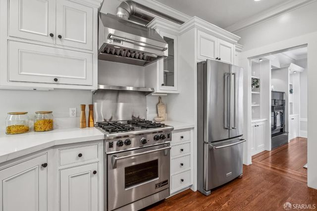 1301 Clay Street 2, San Francisco, CA 94109