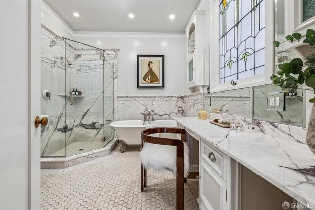 1301 Clay Street 2, San Francisco, CA 94109