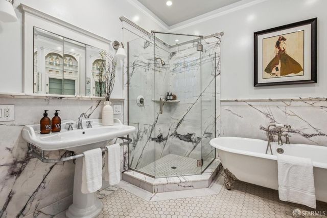 1301 Clay Street 2, San Francisco, CA 94109