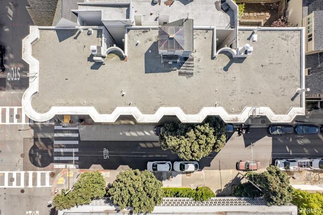 1301 Clay Street 2, San Francisco, CA 94109