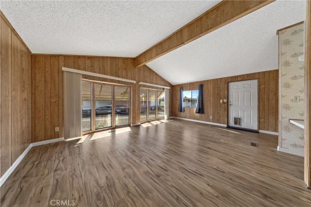332 N Lyon 58, Hemet, CA 92543