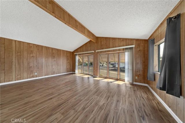 332 N Lyon 58, Hemet, CA 92543