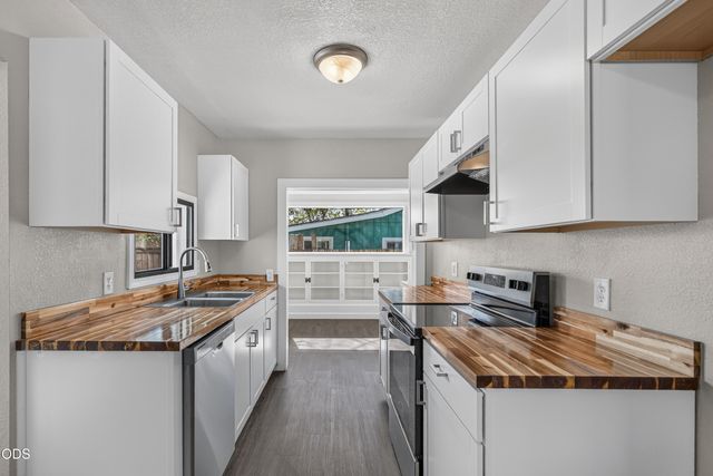 714 Narregan Street, Medford, OR 97501