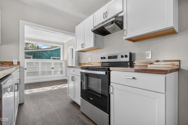 714 Narregan Street, Medford, OR 97501