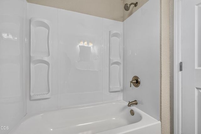 714 Narregan Street, Medford, OR 97501