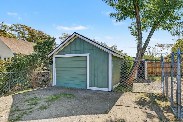714 Narregan Street, Medford, OR 97501