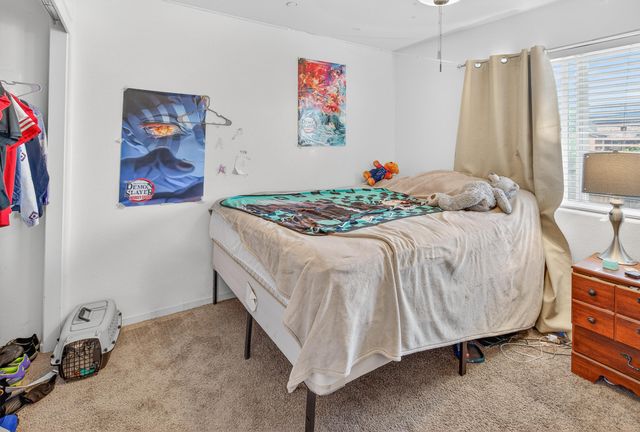 755 Lilac Lane, Dinuba, CA 93618