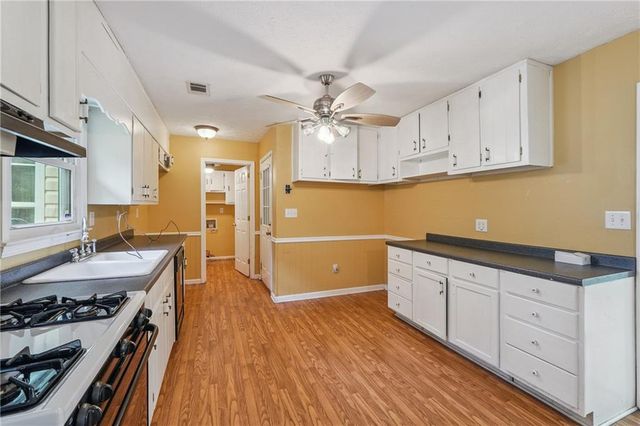 2023 S Oak Drive, Lawrenceville, GA 30044