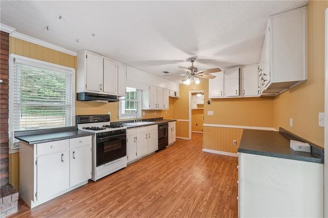 2023 S Oak Drive, Lawrenceville, GA 30044