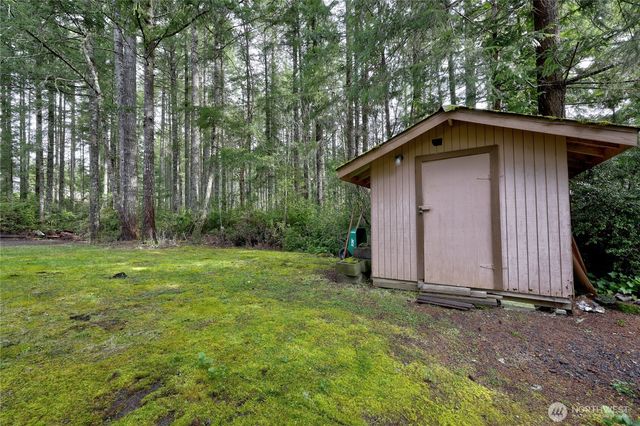 2120 NE Tahuya Blacksmith Road, Tahuya, WA 98588