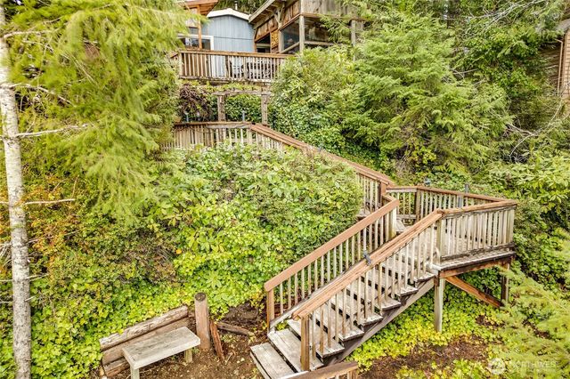2120 NE Tahuya Blacksmith Road, Tahuya, WA 98588