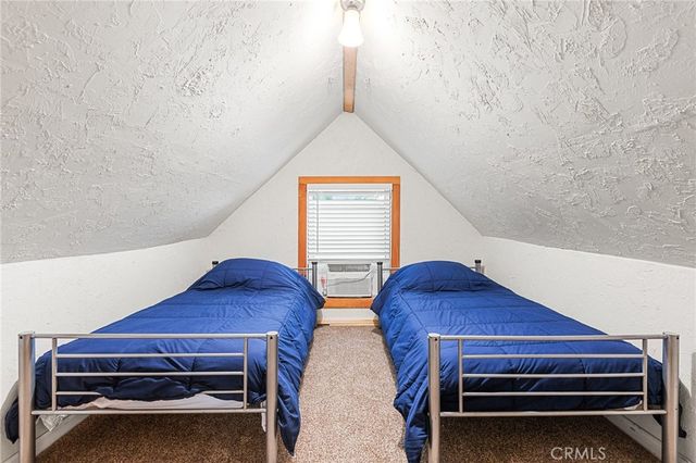 233 Glen Avon Drive, Cedar Glen, CA 92321