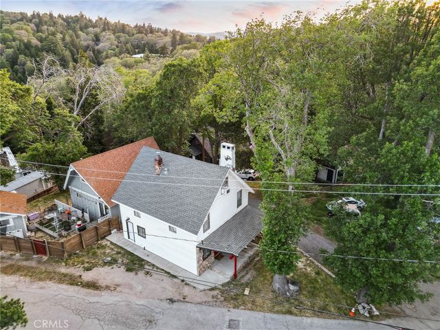 233 Glen Avon Drive, Cedar Glen, CA 92321