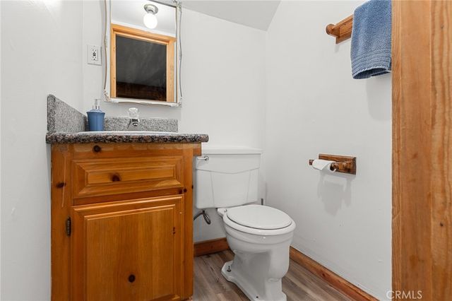 233 Glen Avon Drive, Cedar Glen, CA 92321