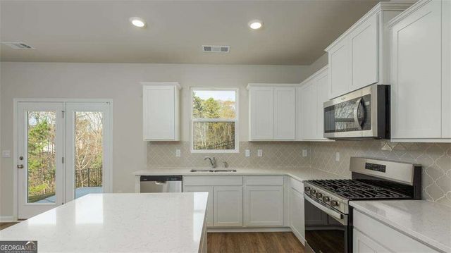 2221 Edgecombe Lane, Dacula, GA 30019