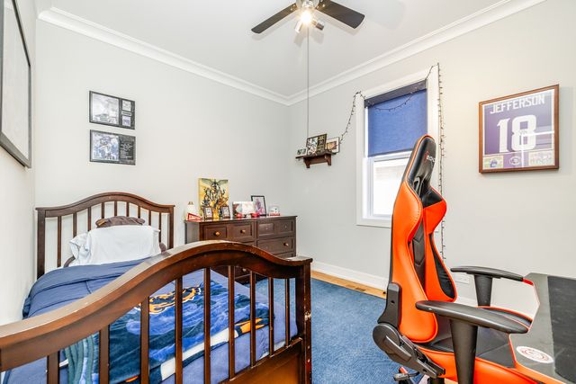 5739 W Grover Street, Chicago, IL 60630