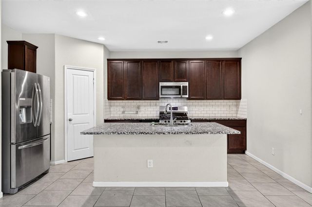 18342 Arcola Bay Lane, Richmond, TX 77407