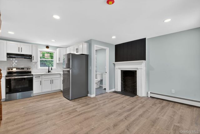 152 N Clinton Street, Poughkeepsie, NY 12601