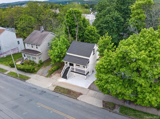 152 N Clinton Street, Poughkeepsie, NY 12601