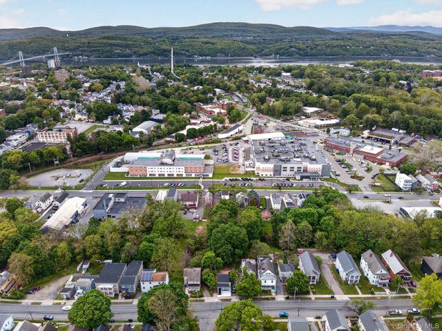 152 N Clinton Street, Poughkeepsie, NY 12601