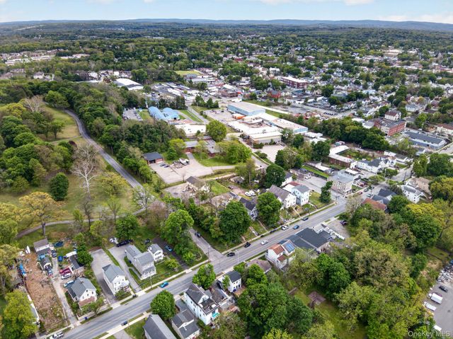 152 N Clinton Street, Poughkeepsie, NY 12601