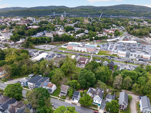152 N Clinton Street, Poughkeepsie, NY 12601