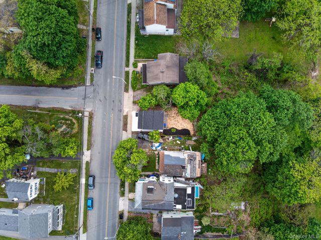152 N Clinton Street, Poughkeepsie, NY 12601