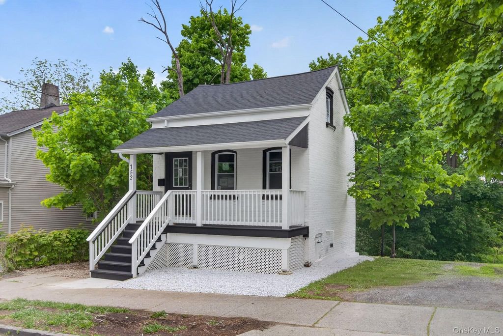 152 N Clinton Street, Poughkeepsie, NY 12601
