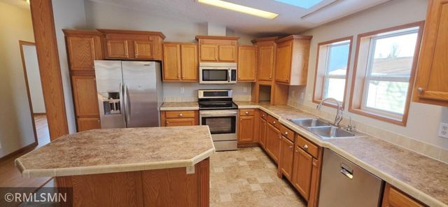 212 1st Street S, Royalton, MN 56373