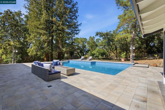 2169 Nelda Way, Alamo, CA 94507