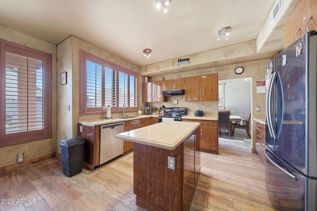 3713 E ISABELLA Avenue, Mesa, AZ 85206