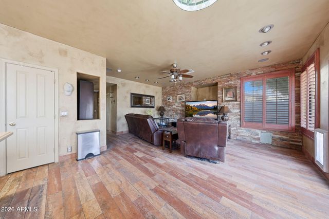 3713 E ISABELLA Avenue, Mesa, AZ 85206