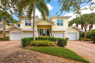3569 SW Sawgrass Villas Drive 1-C, Palm City, FL 34990