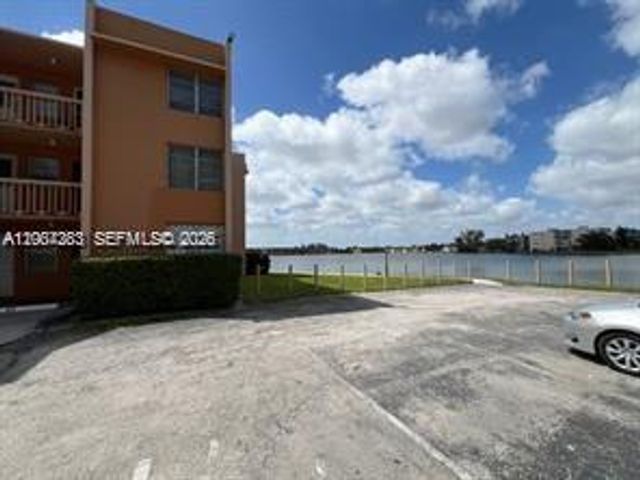 1591 NE Miami Gardens Dr 205, Miami, FL 33179