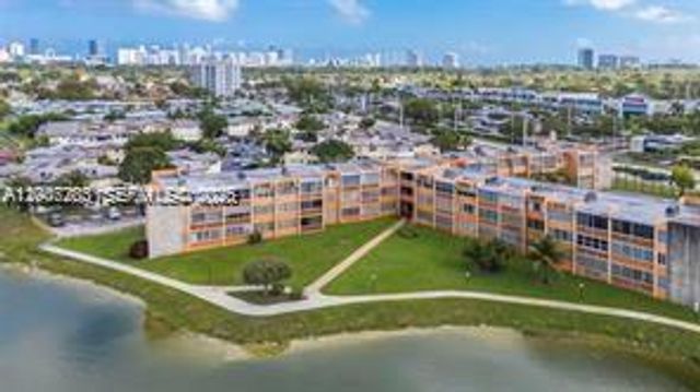 1591 NE Miami Gardens Dr 205, Miami, FL 33179