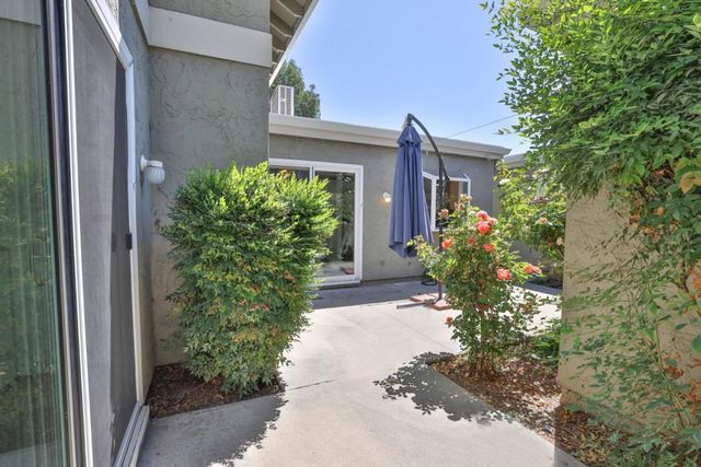 1327 Star Bush Lane, San Jose, CA 95118