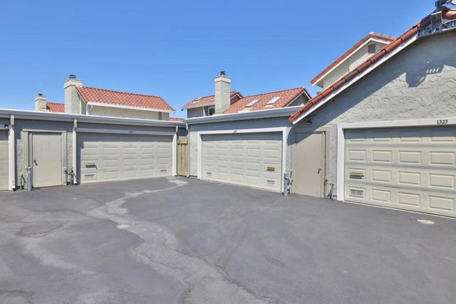 1327 Star Bush Lane, San Jose, CA 95118