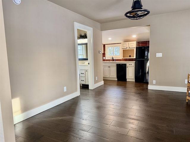 2150 Kinsey Street, Muskegon, MI 49441