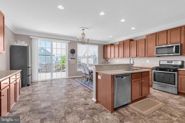 11883 BENTON LAKE RD, Bristow, VA 20136