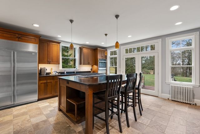 213 School St, Milton, MA 02186