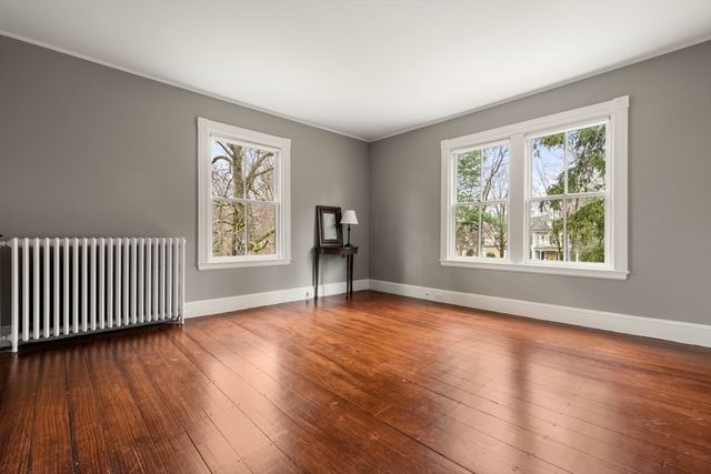 213 School St, Milton, MA 02186