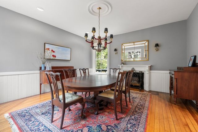 213 School St, Milton, MA 02186